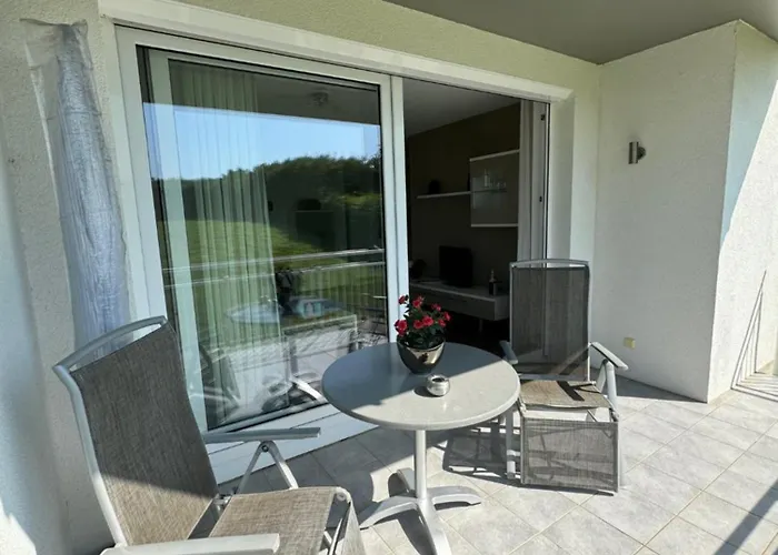 Schicke Am Golfplatz